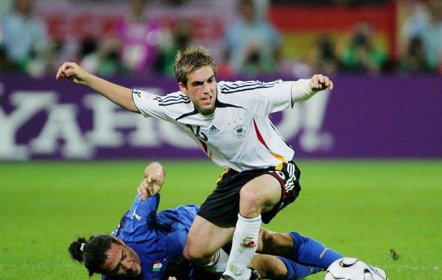  谢菲联青年军顽强拼搏，憾平阿森纳收获宝贵一分  