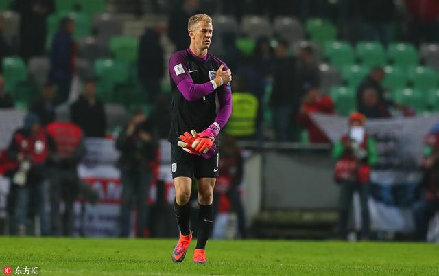  特鲁瓦门将神勇发挥，多次扑救力保球门不失金身  